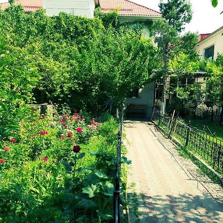 Ostello Shymhostle Shymkent Esterno foto