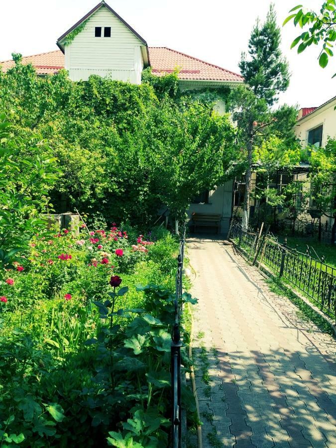 Ostello Shymhostle Shymkent Esterno foto